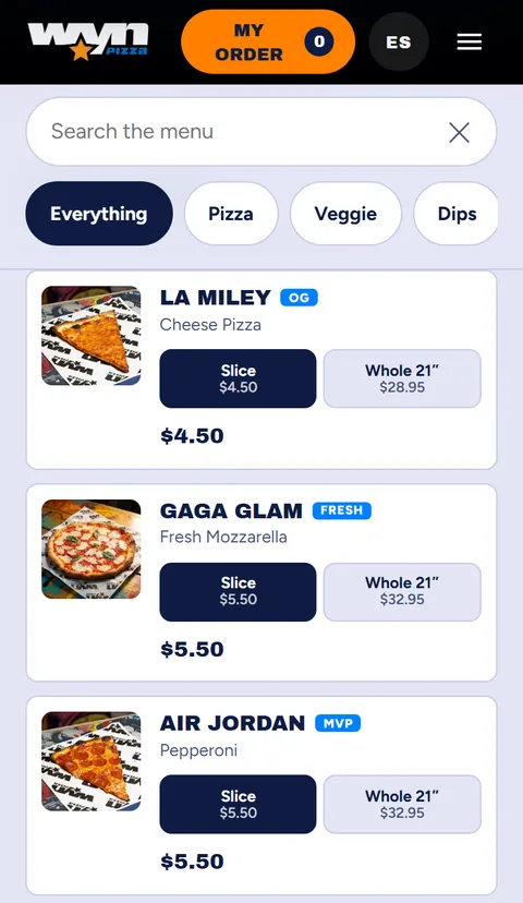 La carta en el teléfono: cada pizza con su foto, el precio por porción y el de la pizza entera de 21 pulgadas.