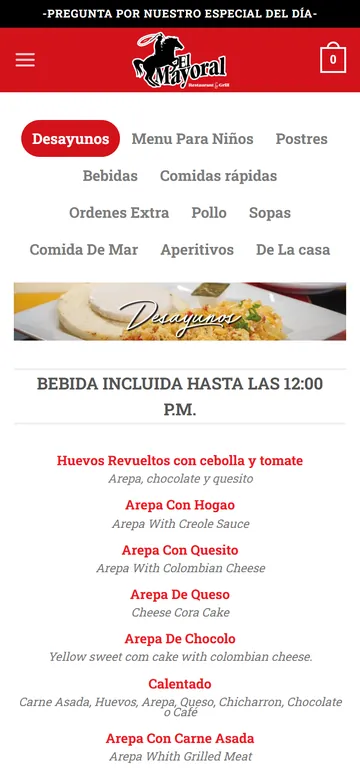 La sección de desayunos de la versión anterior de la carta de El Mayoral en un teléfono: nombres de platos en rojo, centrados, sin precios.